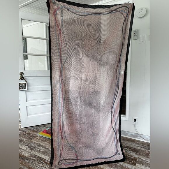 Vtg Hermes Cheval Mirage Design Shaw or Scarf Rose Poudre Noir Gris 100% silk - Picture 2 of 11